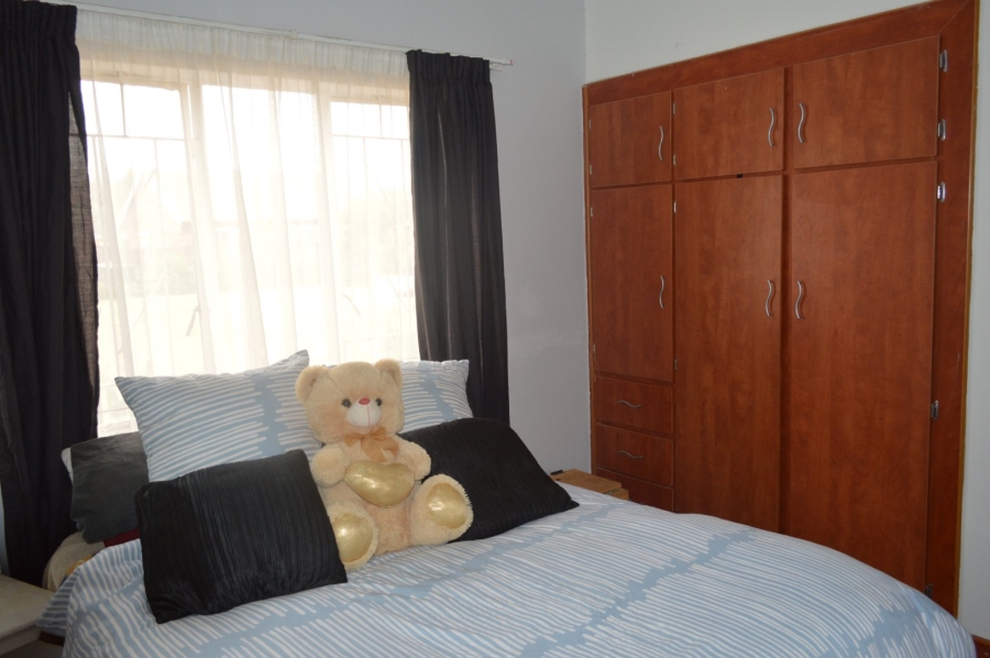 3 Bedroom Property for Sale in Meiringspark Ext 4 North West